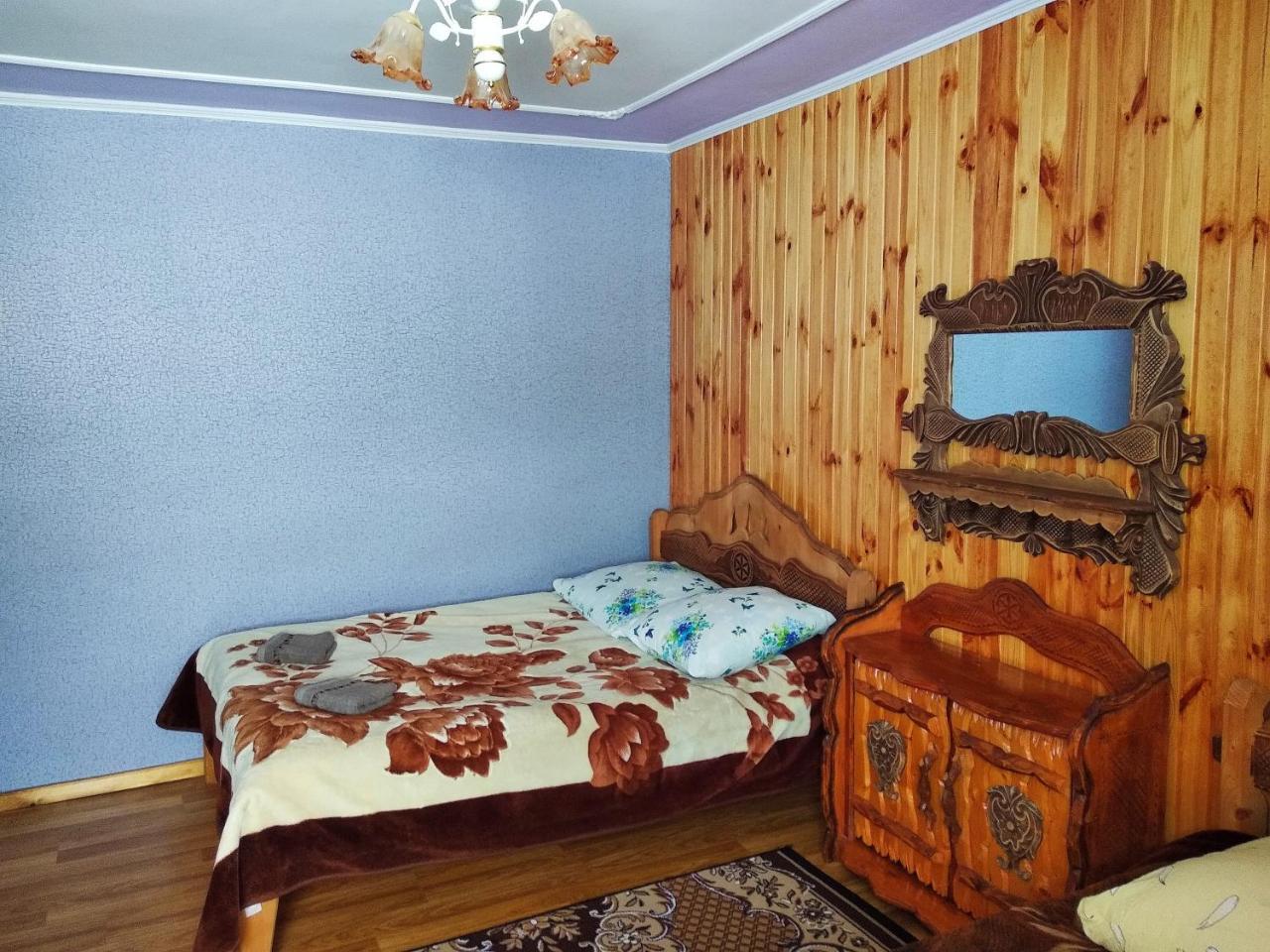 "Різьбярська Садиба" สลาฟสเก ภายนอก รูปภาพ
