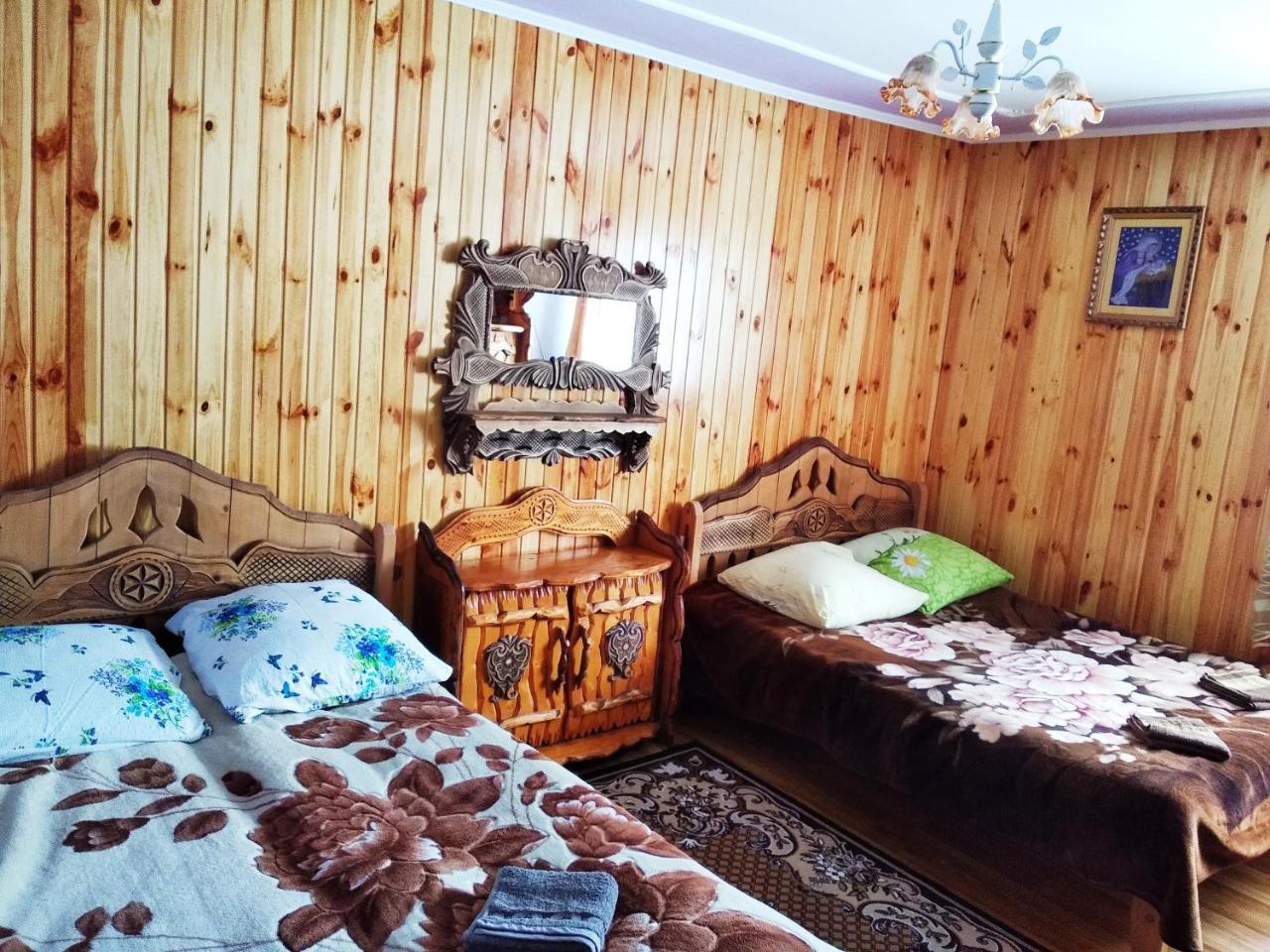"Різьбярська Садиба" สลาฟสเก ภายนอก รูปภาพ
