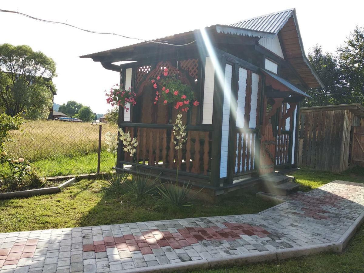 "Різьбярська Садиба" สลาฟสเก ภายนอก รูปภาพ
