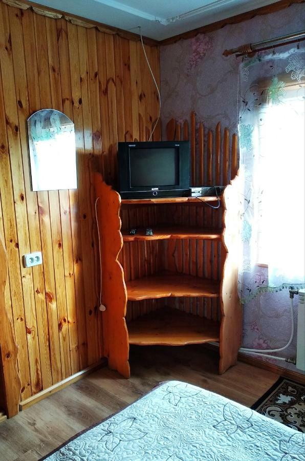 "Різьбярська Садиба" สลาฟสเก ภายนอก รูปภาพ